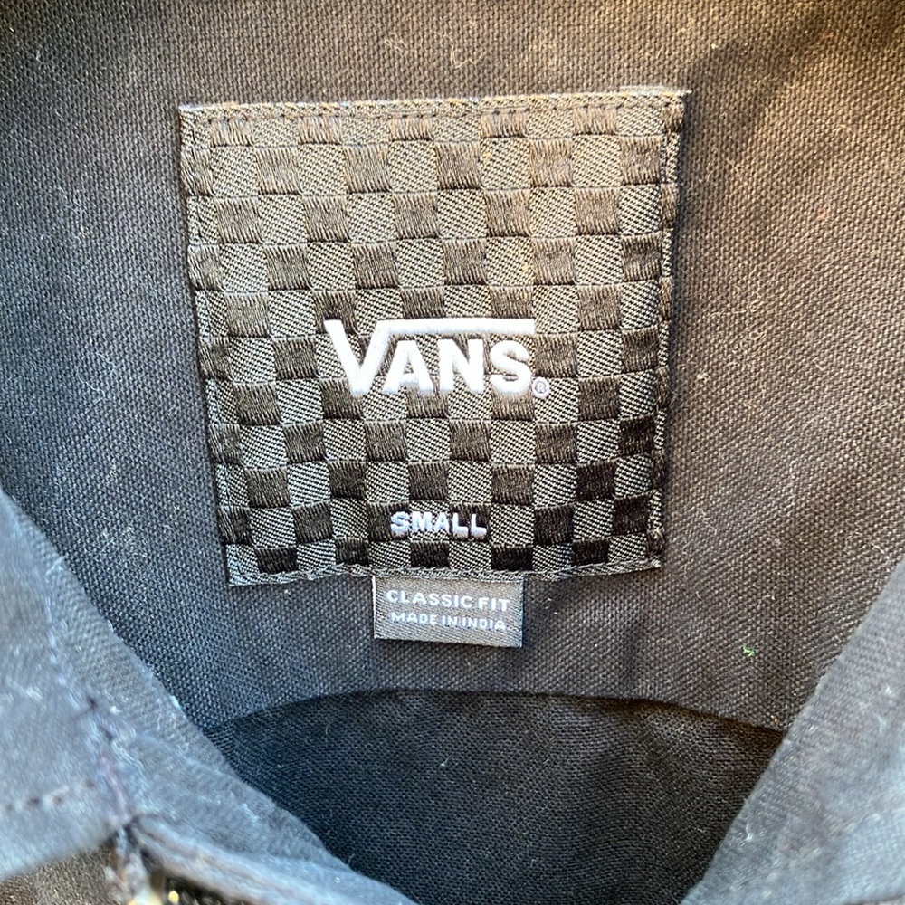 Vans - Picture 8 of 16